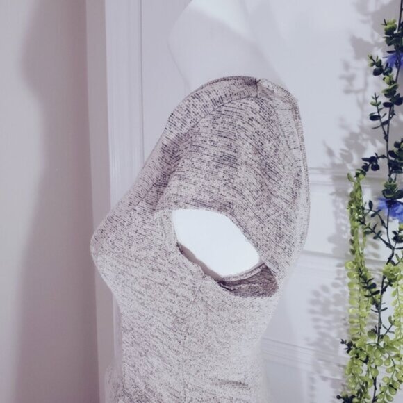 Gray ACEMI Warm Grey Heather Ballet Style Skater Dress- Small - Picture 6 of 13